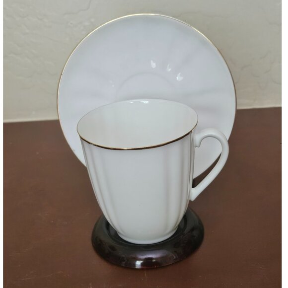 Lomonosov Porcelain Factory Bone China Porcelain Espresso Cup With Golden Edge - Picture 1 of 5